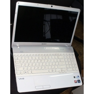 Ноутбук Sony Vaio VPCEB3E1R (Intel Pentium P6100 (2x2.0Ghz) /4096Mb DDR3 /320Gb /Radeon HD5470 /15.5" TFT 1366x768) - Домодедово