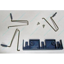 Фиксатор для 5.25" устройств серверных корпусов HP с тремя металлическими защелками (Домодедово)